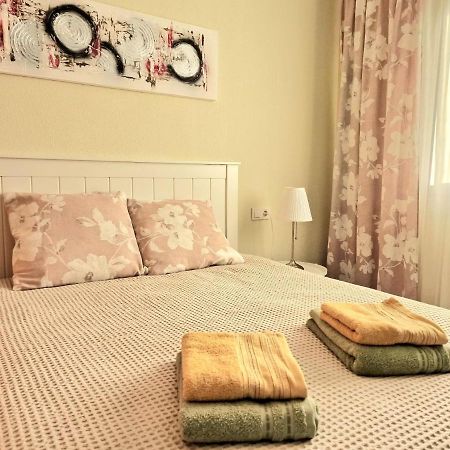 Cozy Apartment With Sea View 托雷维耶哈 外观 照片
