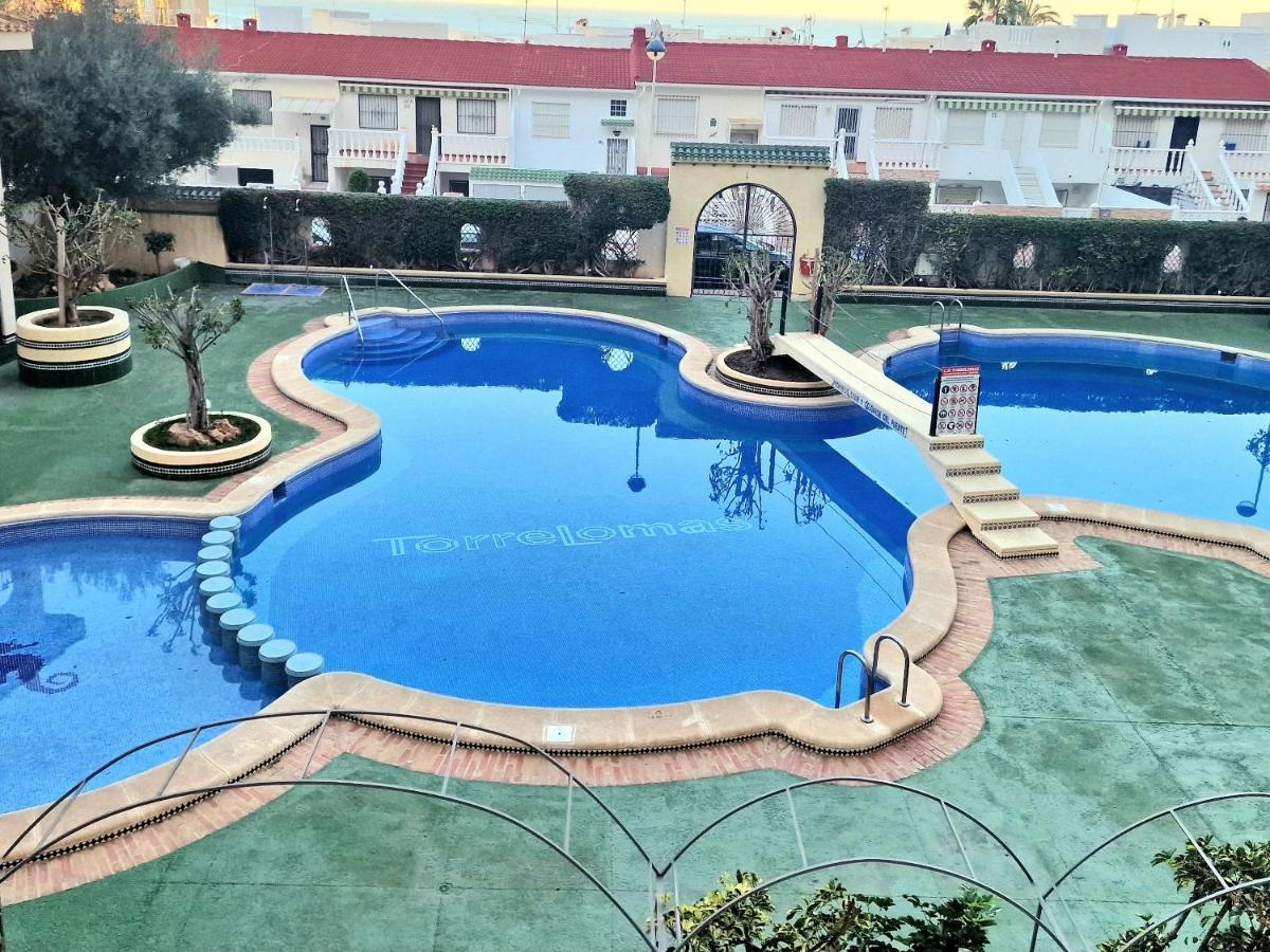 Cozy Apartment With Sea View 托雷维耶哈 外观 照片