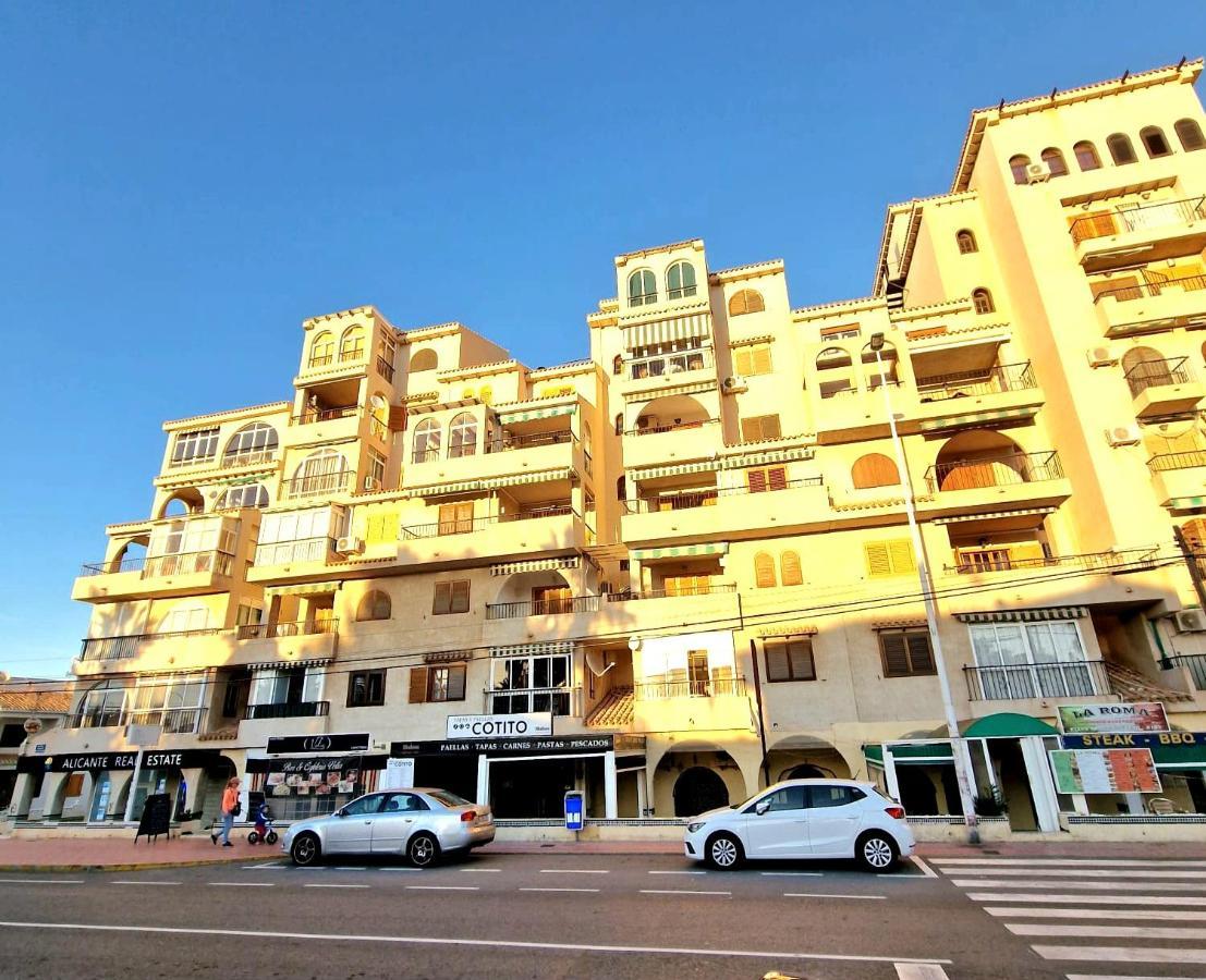 Cozy Apartment With Sea View 托雷维耶哈 外观 照片